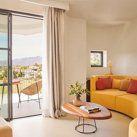 La Zambra Resort-the Unbound Collection By Hyatt פואנגירולה